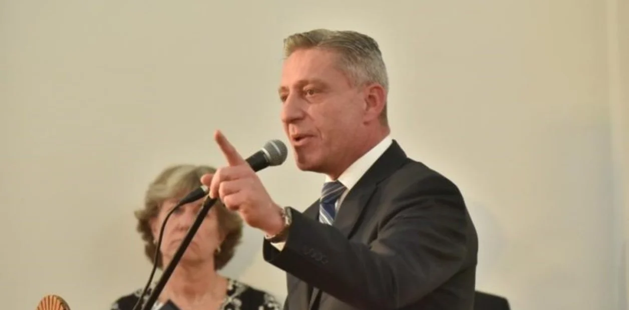 Reci&eacute;n hoy Chubut complet&oacute; el dep&oacute;sito atrasado de salarios de febrero a los estatales