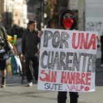 Chile. Gastronómic@s protestan en Valparaíso, “el hambre ya se siente, la culpa es del gobierno” (foto-reportaje)