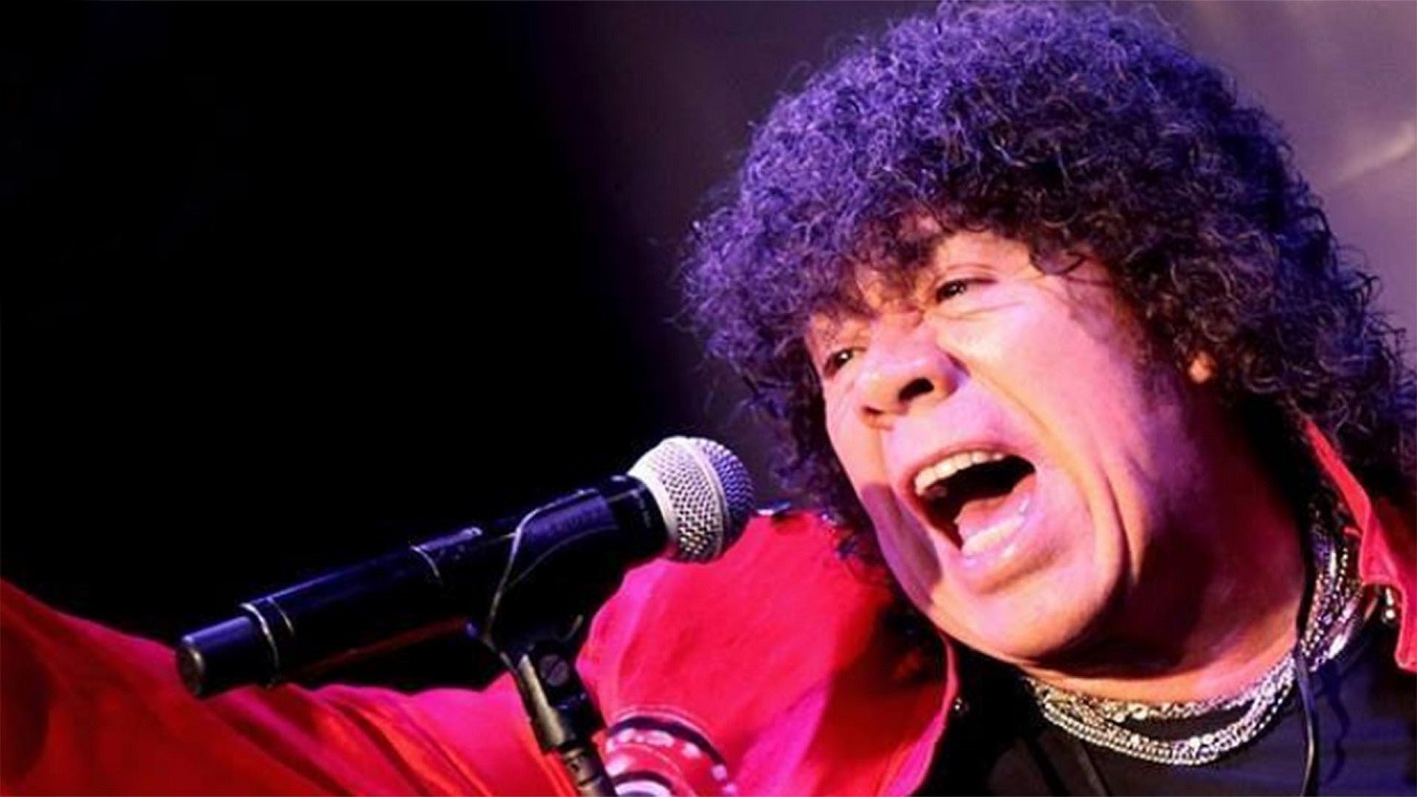 En plena pandemia, "La Mona" Jiménez echó a todo su staff