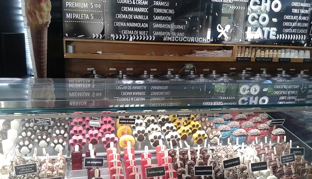 El dueño se negó a cerrar y se contagiaron todos los empleados de una heladería platense