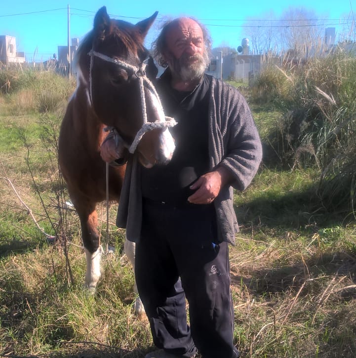 La imagen puede contener: 1 persona