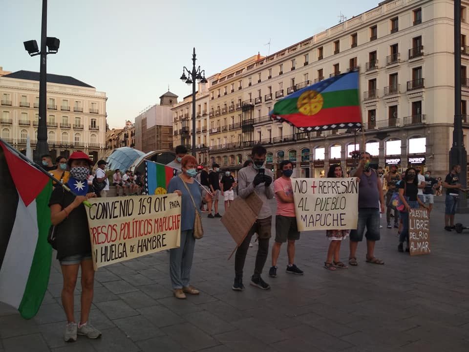 Consulado Madrid Mapuche