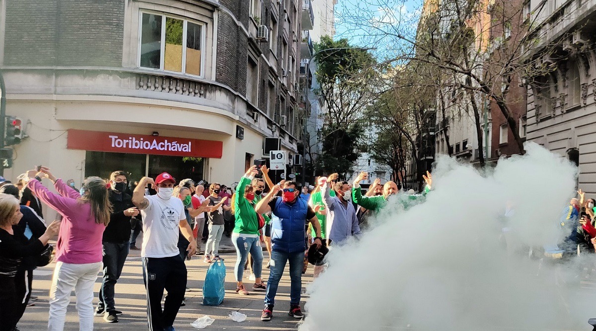 Luego de que Clarín publicara el domicilio, ATE Capital movilizó para defender a CFK