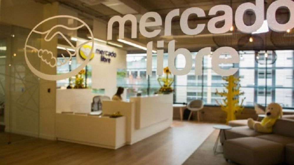 Motoqueros y camioneros realizaron operativo en tercerizada de Mercado Libre por 