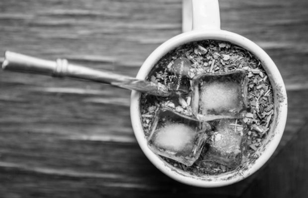 Cultura. Tereré jere: amigues, yerba y hielito