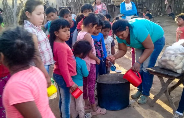 Pueblos Originarios. Movimiento de Mujeres Indígenas por el Buen vivir denuncia entrega de agua a latifundistas terricidas