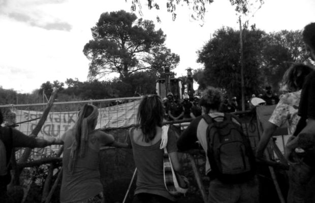 Argentina. Córdoba: Desalojaron acampe contra la línea de Alta Tensión en Suncho Huayco, Bialet Massé