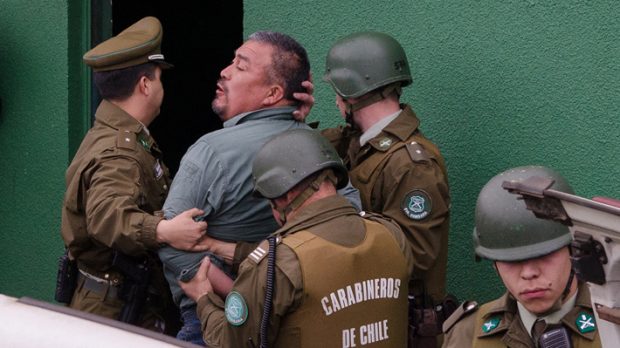 La Coordinadora Arauco-Malleco y su vocero, H&eacute;ctor Llaitul, han estado constantemente en la mira de las autoridades. En 2017 fue detenido junto a otros siete comuneros, en el que termin&oacute; siendo un montaje denominado "Operaci&oacute;n Hurac&aacute;n". Foto: ATON.