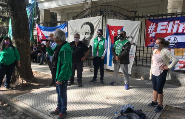 Argentina. Acto de ATE y CTA-A frente a Embajada cubana: Repudio al bloqueo y homenaje a José Martí