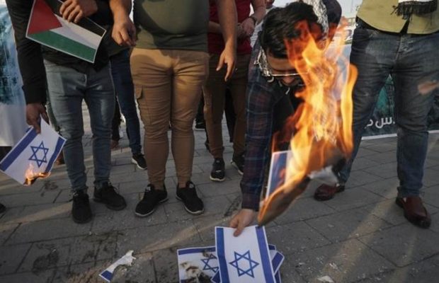 Iraq. Se manifiesta en solidaridad con Palestina