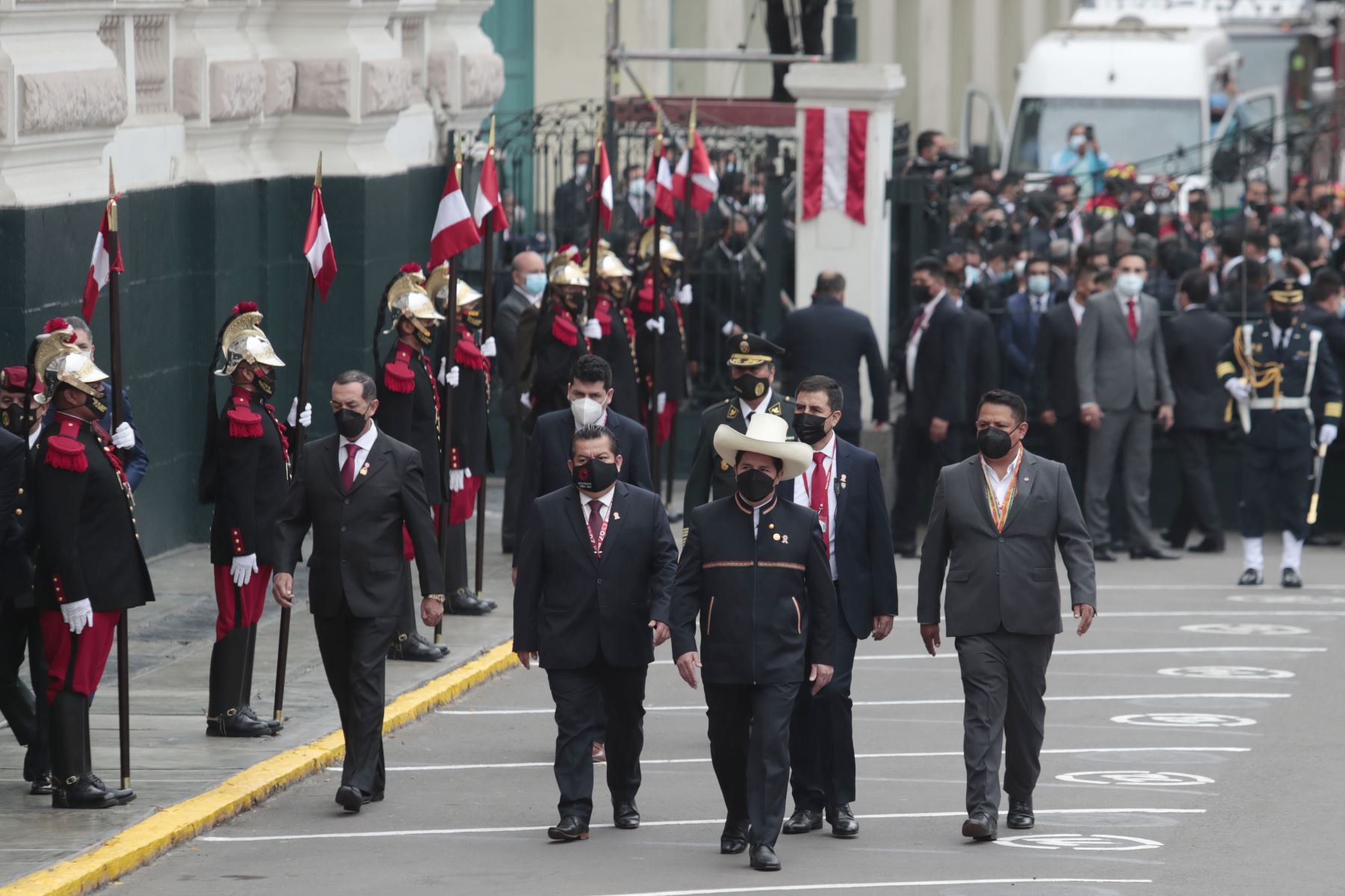 Presidente Pedro Castillo, llega al Congreso de la República.
Foto: ANDINA/Renato Pajuelo