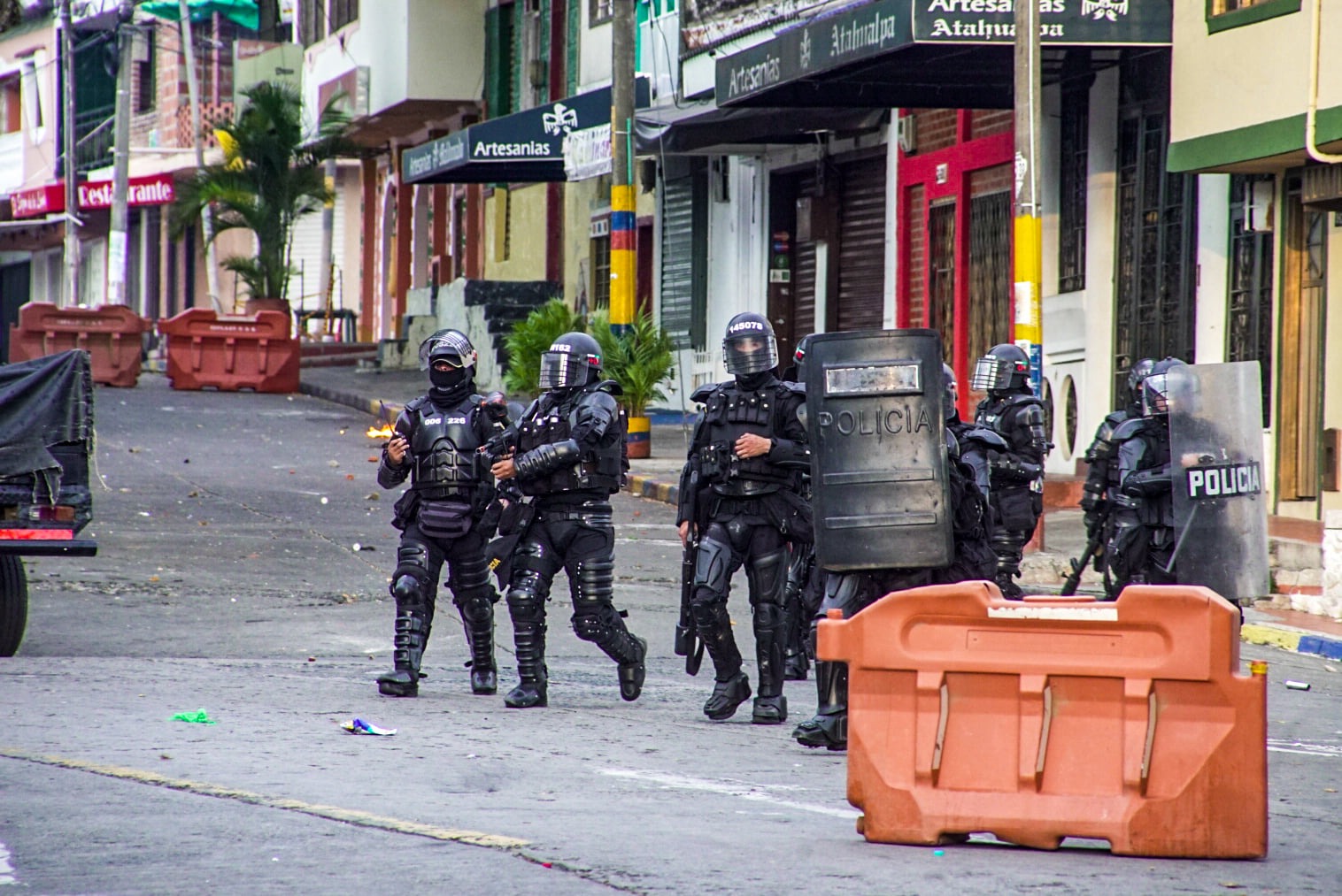 Puede ser una imagen de 1 persona y al aire libre