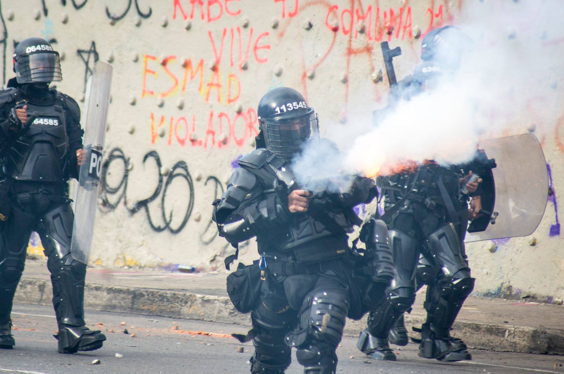 Puede ser una imagen de una o varias personas y al aire libre