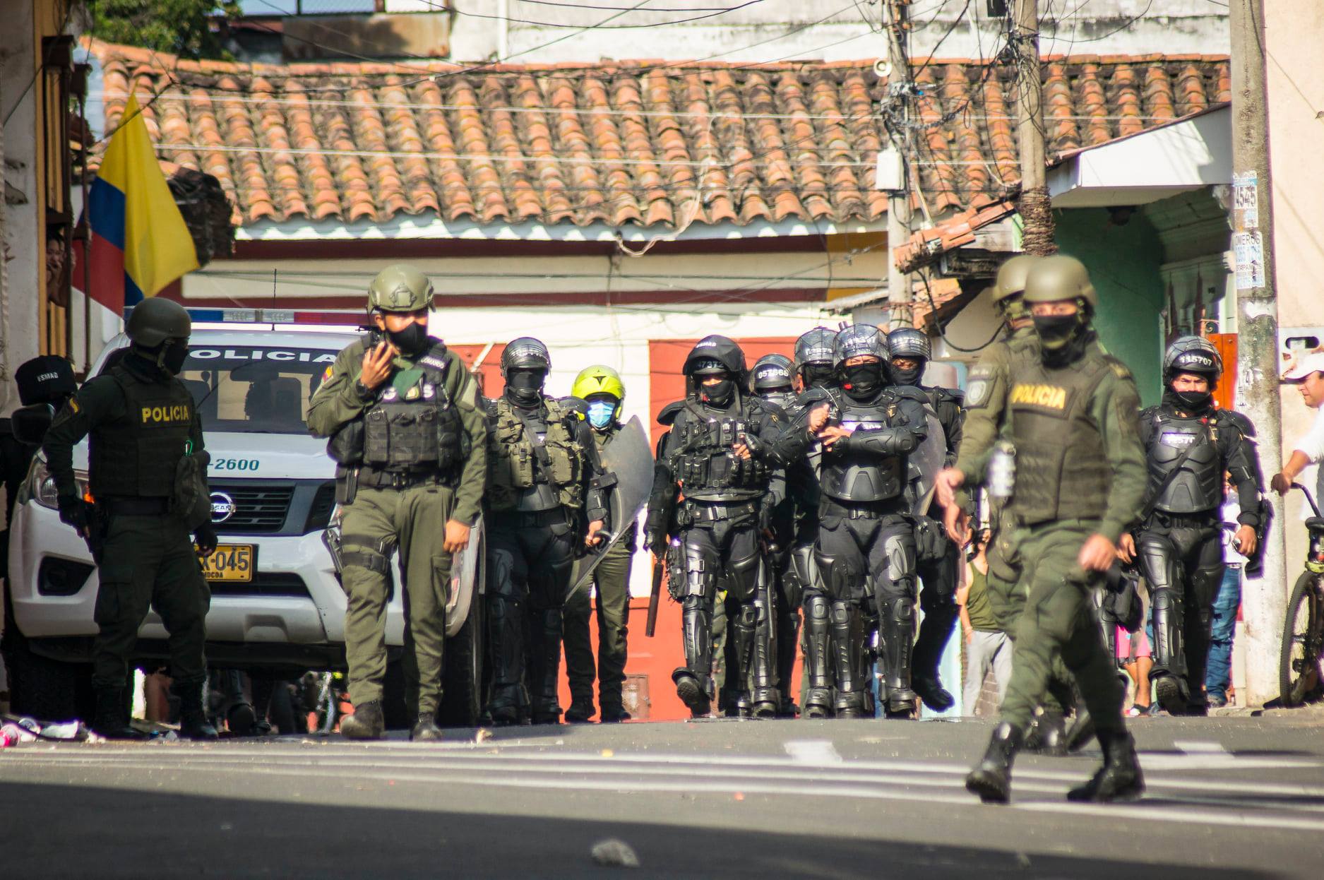 Puede ser una imagen de 1 persona y al aire libre