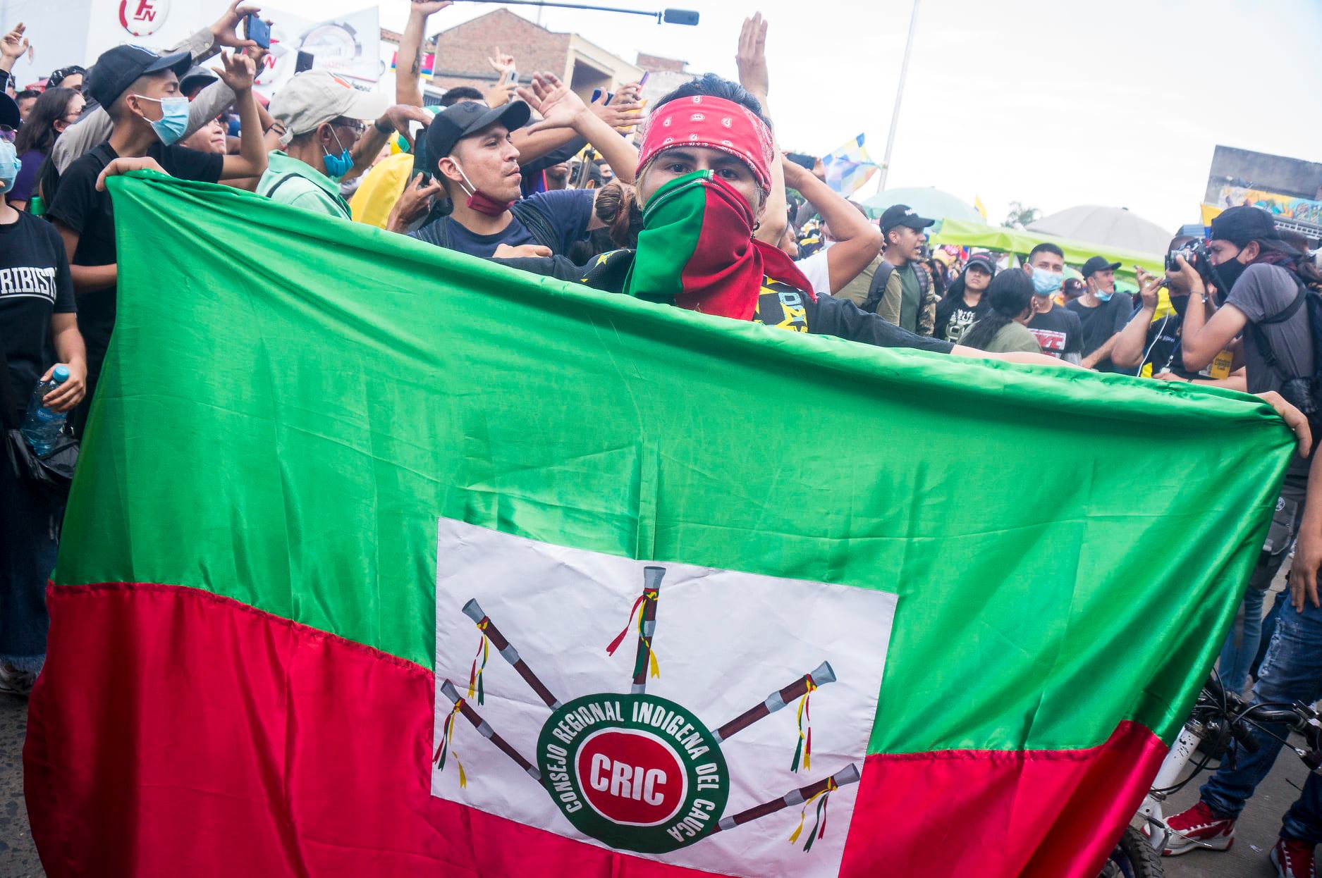 Puede ser una imagen de 1 persona, de pie y al aire libre