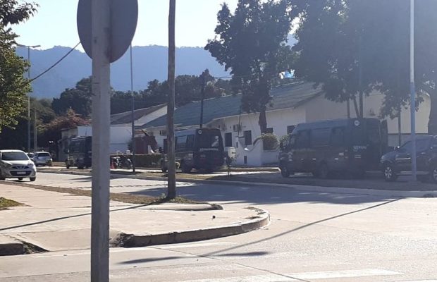 Argentina. Escándalo en la Gendarmería: realizan allanamientos y detienen a varios jefes en el norte