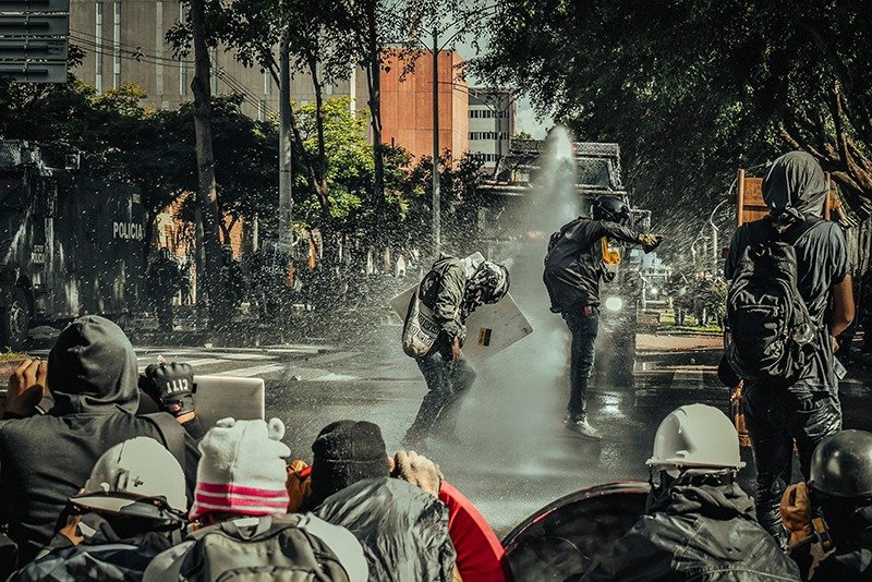 Represi&oacute;n (11)