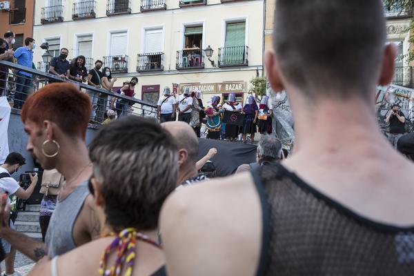 Bienvenida en Madrid al escuadr&oacute;n 421 del EZLN - 9