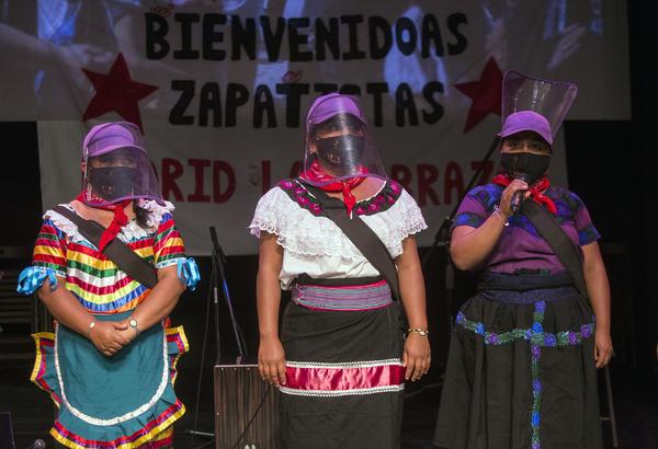 Bienvenida en Madrid al escuadr&oacute;n 421 del EZLN - 3
