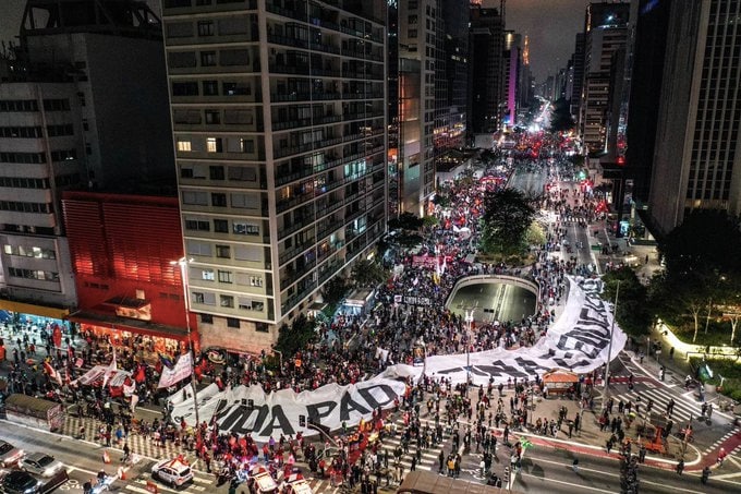 Ver imagem no Twitter