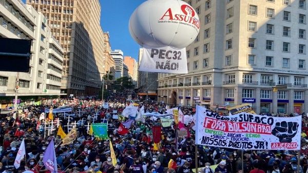 De acuerdo con los organizadores de la campa&ntilde;a Fuera Bolsonaro, hubo actos en 361 ciudades, de ellas 41 en otras naciones.