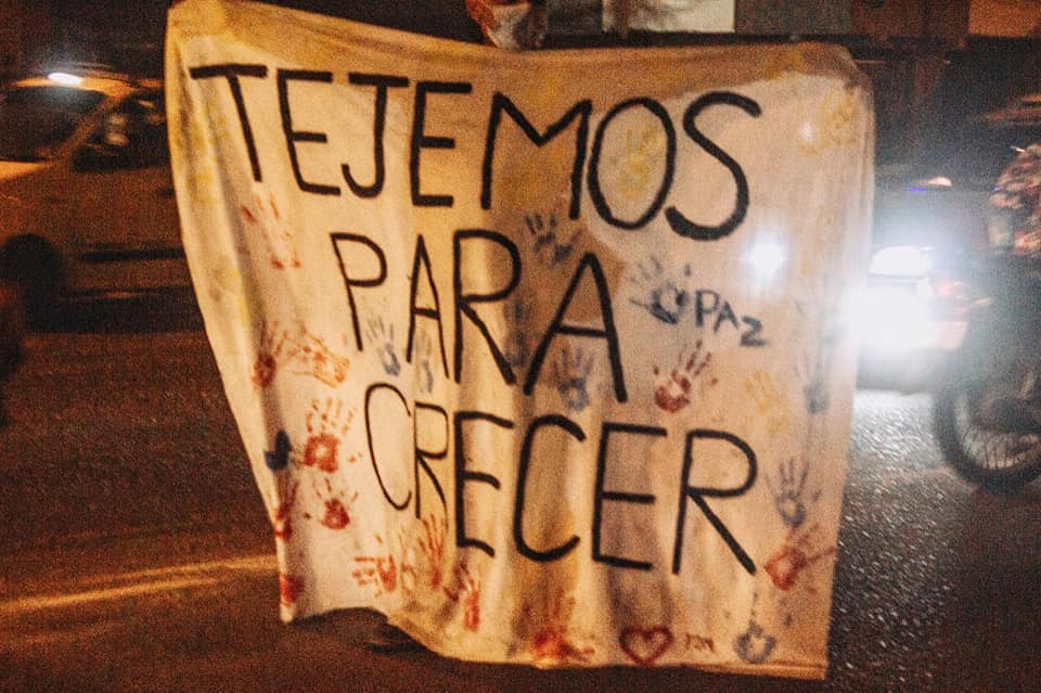 Puede ser una imagen de texto que dice "TEJEMOS PAR OPAZ ORECER"