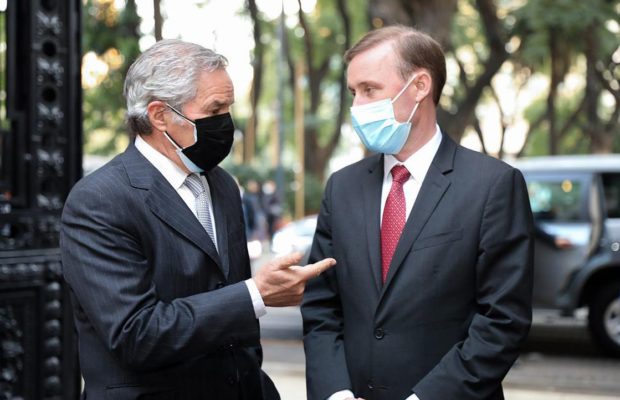 Argentina. País dependiente: El Consejero de Seguridad norteamericano Sullivan recibido con todos los honores por el gobierno de los Fernández