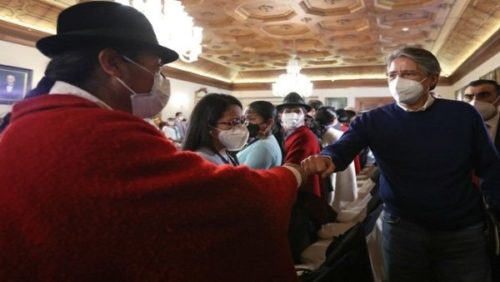 Ecuador. Indígenas ecuatorianos piden congelar precios de combustibles