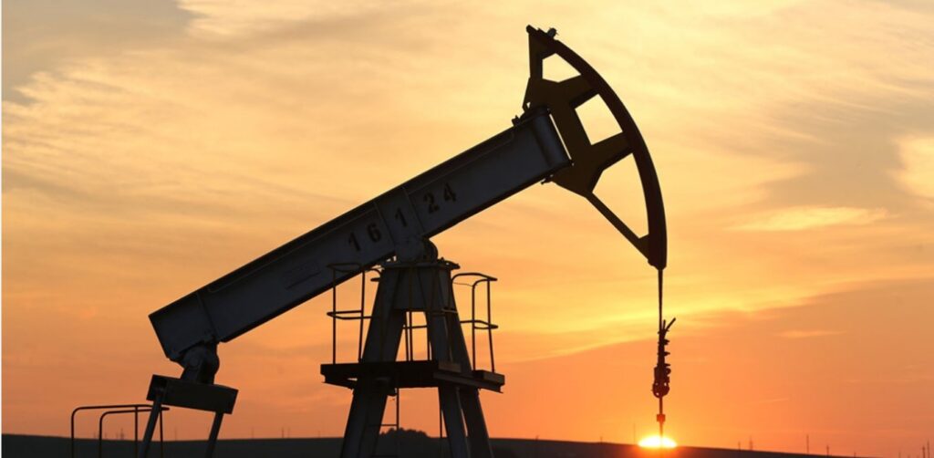 Ecología Social. Guillermo Folguera: «es un error no pensar que la aprobación de la explotación petrolera marina esta desconectada con lo que sucedió en Chubut»